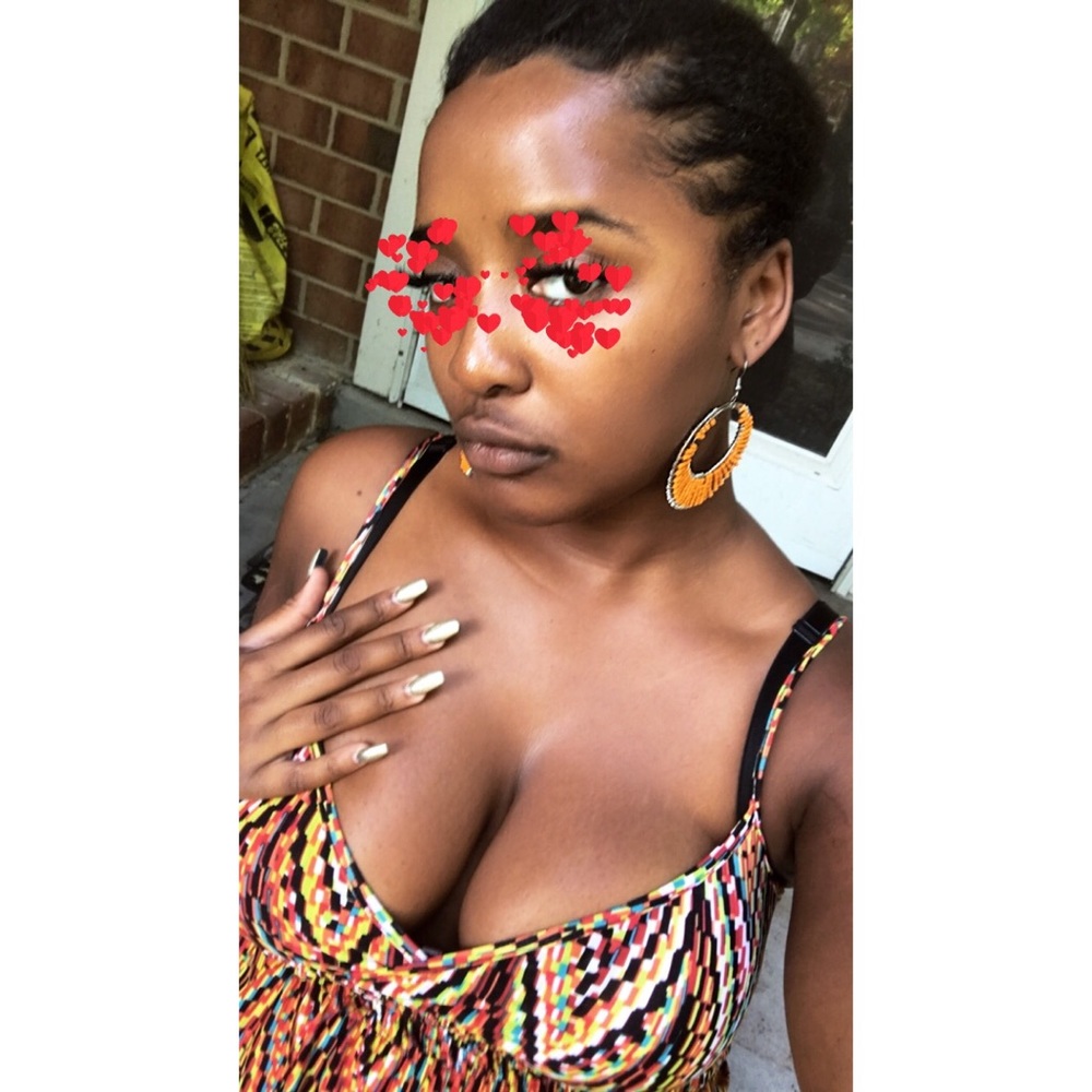 Meet your Posher, Malaika